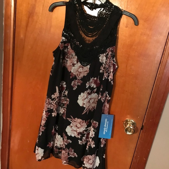 simply dresses Dresses & Skirts - Size small dress